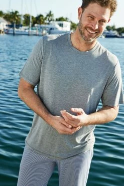 LAKE Men's Short Sleeve Bamboo Tee In Heather Gray