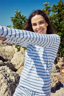 LAKE Pima Long-Short Weekend Set In Bistro Women