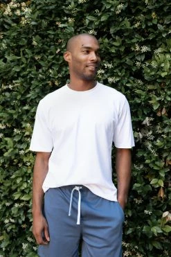 LAKE Men's Short Sleeve Pima Tee In White