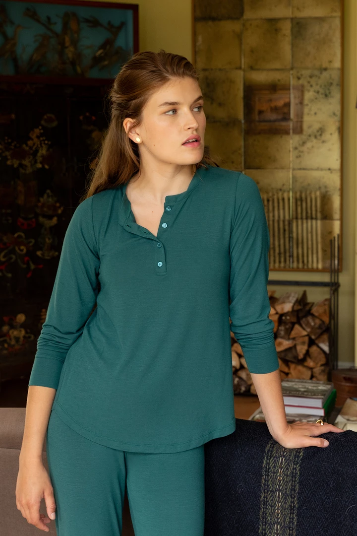 LAKE Women DreamKnit Henley Set In Juniper